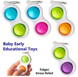 2 holes push pers bubble balls toys Keychain Key Ring tiktok Finger bubble pers Sensory Squeeze Finger Toys Squeezy Vent Balls Anti Anxiety H21067005408