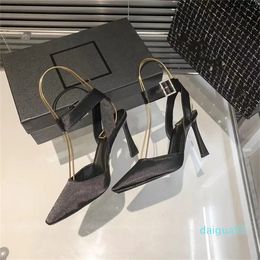 Рабочая обувь Туфли на шпильке Женские роскошные дизайнерские кожаные сандалии с металлической пряжкой и ремешком с пряжкой Вечерние свадебные сандалии на высоком каблуке 10 см