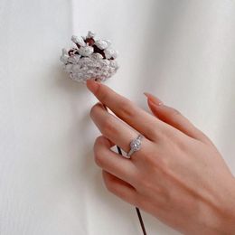 Cluster Rings Karachis Light Luxury Wedding Ring S925 Sterling Silver Fashionable And Elegant European American Full Diamond