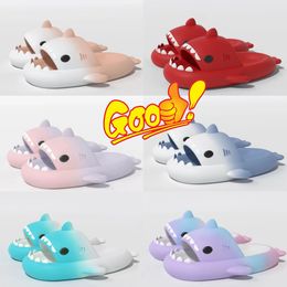 2024 Designer Sandal Summer Shark Slippers Shark Slides Thick Soled sandals indoor Flip Flops GAI eur 36-45