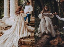 Sexy Beach Bohemian Wedding Dresses Off Shoulder Puffy Sleeve Pleats Court Train Country Wedding Dress Bridal Gowns Vestidos De No9920665