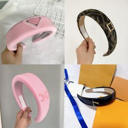 Luxury Designer Headbands Women Solid Colour Brand Metal Letter French Hairband Fashion Womens Autumn Sport Hair Hoop Vintage Head Perfect Gift