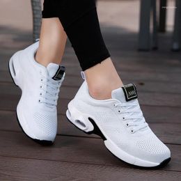 Casual Shoes Lightweight Women's Running Outdoor Breathable Female Sports Anti-slip Women Sneakers Flexible Vulcanised