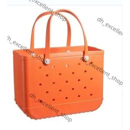 Fashion Bogg Bag Shoulder Large Waterproof Soft EVA Punched Organiser Summer Water Park Sea Storage Tote Handbags Designer Purses Women Stock Beach Bags 80