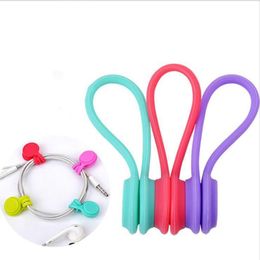 Magnetic headphones holder Soft silicone Magnet Earphone Headphone Cord Wire Holder Organiser Fashion Lavalier Clips Cable Winder5317045