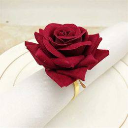 Towel Rings Red Rose Shape Napkin Ring Valentines Day Napkin Holder Wedding Party Gold Napkin Buckle Home Dinner Towel Buckle Table Decor 240321