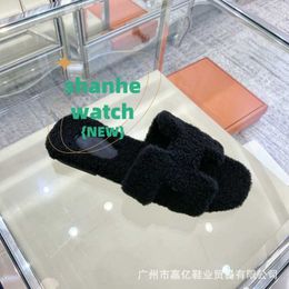 Original Slippers outer Lamb hair wearing flat bottomed slippers 2024 Autumn Winter New Korean version of wool Womens line up slippersDNY0