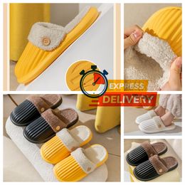 Designer Slides Women Sandals Pool Heels Casual slippers for spring autumn Flat Comfort Mules Padded Front Strap Shoe GAI yellow Hot sales