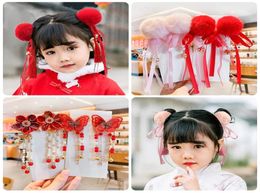 1 Set Children Cute Hairball Pendant Ornament HairClips Girls Soft Faux Fur Hairpins Barrettes Kids Hair Accseeories8920251