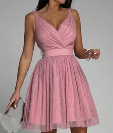 Semplici abiti da festa scintillanti a trapezio con scollo a V Sweetheart Tulle Mini abito da homecoming Robe Cocktail Femme Mariage drappeggiato