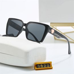 2024fashion designer sunglasses for men women classic attitude metal square frame popular retro avantgarde outdoor uv 400 protection sunglasses