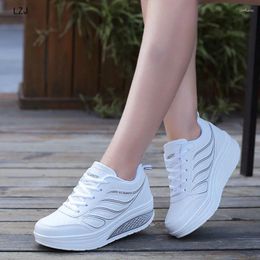 Casual Shoes 2024 Designer White Platform Sneakers Women Tenis Feminino Wedges Footwear Basket Femme Trainers