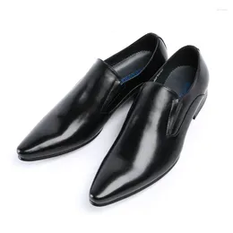 Dress Shoes Men's Leather Pointed A Foot Wearing Business First Layer Of High-grade Sense De