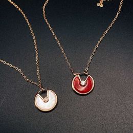 screw choker necklaces carter Jewellery Talisman Necklace Womens Gold Thick Plated 18K Rose Gold Small White Fritillaria Red Agate Collar Chain Tide