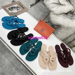 Aloha Rubber Sandals Womens Slippers 2024 Slippers Cross Border Pig Nose Slippers Womens Pinch Toe Slippers Flat Bottom Jelly Shoes Herringb have logo HBQX6O