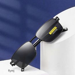 2 pcs Fashion luxury designer 2021 fashion mens Polarised Sunglasses New Metal large frame decorative glasses street shooting Sunglasses