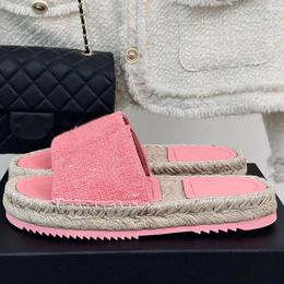 2024 summer new arrive women flat open toe slippers runway designer hot sale thick sole outside walking flat with causal holiday outfit flip flops female