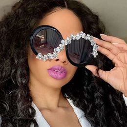 2 Pcs Fashion Luxury Designer Oversized Round Frame Sunglasses with Diamond Inlaid s Asymmetric Ink Exaggerated Personality Womens Sunscreen Sunglasses