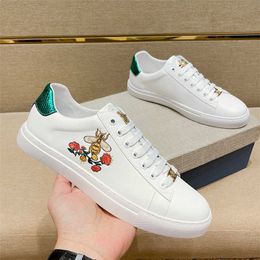 Little Fu Bee White Shoes Spring and Autumn Mens Board High Edition Leather Casual Quality Kuqi 6QJO