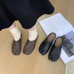 Bailamos Novelty Split Toe Flats Woman Ninja Tabi Slippers Leather Round Slides Comfy Mules Femmes Sandals Pettitoes Fl 240321