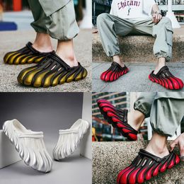 New Sandals Painted Claw Golden Dragon EVA Hole Shoes Thick Sole Sandals Summer Beach Men's Shoes Toe Wrap Breathable Slippers GAI 40-45