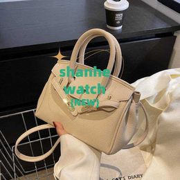 Designer Tote H Seasonal new women's bag sense niche single room portable high-capacity commuting classic WUYM VY41