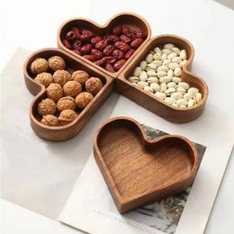 Plates High-quality Wood Nut Tray Heart-shaped Wooden Snack Set For Dining Table Multi-purpose Serving Stackable Dried