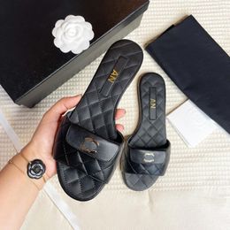 outdoors Womens sandal Slipper Designer Slide Channel Sliders flat Beach pool Mule sexy Metal logo Men luxury 10a top quality Summer loafer Leather sandale lady gift