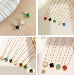 24style 18K Gold Plated Necklaces Luxury Designer Necklace Flowers Four-leaf Clover Cleef Fashional Pendant Necklace Wedding Party Jewelry EL7P