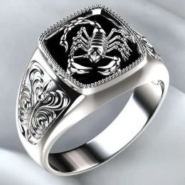 Gothic Punk Scorpion Male Retro Ring Scorpion Pattern 14K White Gold Rings for Men Jewelry Wholesale