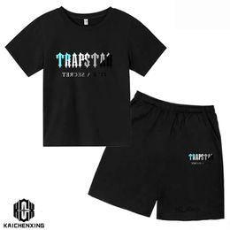 T Shirts 2024 Summer TRAPSTAR Tshirt Kids Boys Beach Shorts Sets Streetwear Tracksuit Men Women Clothes Girls Sportswear Shirt 7468