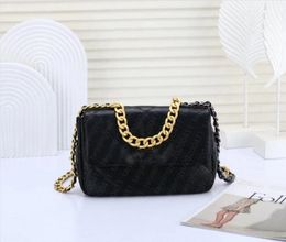 New Top Quality Ladies crossbody Bag Designer Luxury Metal Handle Mini Handbag Classic Fashion Sheepskin Name Brand 26CM Flip Bag