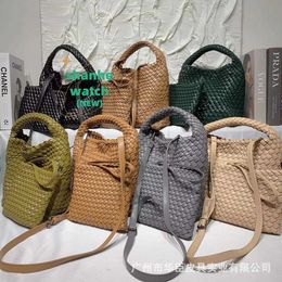 Original Bottegs Venetas Arco Tote Bag Han style crossbody handmade woven bag womens western mother small large capacity vegetable basket