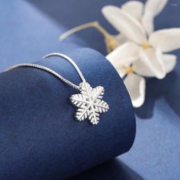 Pendant Necklaces Fashion Silver Plated Snowflake Cute Clavicle Chain
