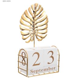 Calendar Garneck Wooden permanent desktop calendar with metal palm leaf sculpture and flipped calendar page for tropical themed parties Y240322