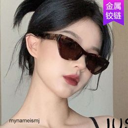 2 pcs Fashion luxury designer Wind cats eye net red the same kind of sunglasses ins anti ultraviolet Sunglasses