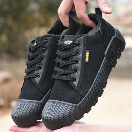Walking Shoes TaoBo Low Cut Men's Casual Canvas Black Outdoor Construction Site Anti-Skid Work Protection Shoe Soft Soles Army