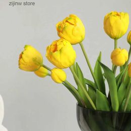 Faux Floral Greenery 5 Head Artificial Tulips Wedding Home Decoration Furnishing Simulation Hand Fake Flower Bouquet Photo Studio Shooting Props Y240322