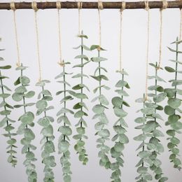 Decorative Flowers Simulate Green Plant Wall Hanging Aesthetic Room Decor Garden Props For Shooting El Decoration Elegant Artificial