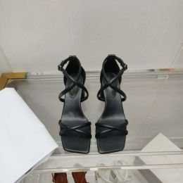 24 Sandali romani con tacco alto in vera pelle estivi nuovi tacchi spessi pantofole personalizzate da donna scarpe semplici alla moda