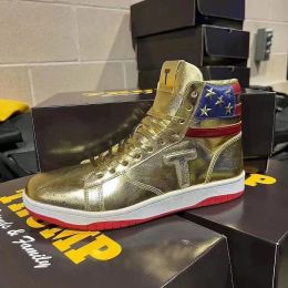 2024 Neue Designerschuhe für Herren Trumpes Never Give Up High-Top-Freizeitschuhe Stilvolle Präsidenten-Sneaker für formelle Kleidung und Outdoor-Komfort Größe 39 45 Erweiterte Version