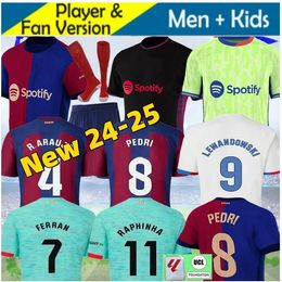 24 25 LEWANDOWSKI Barca Soccer Jerseys GAVI R. ARAUJO Camiseta De Futbol PEDRI FERRAN 2024 ANSU FATI RAPHINHA Men Football Shirts Kids Kits BarcelonaS Uniforms