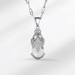 Collana Design femminile di minoranza ense Calcedonio Ciondolo medaglione bianco Collana femminile con temperamento semplice