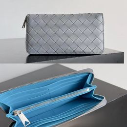 woven the long wallet is simple and durable and can be used as a mens gift The space capacity is large and the zipper runs smoothly The detailed