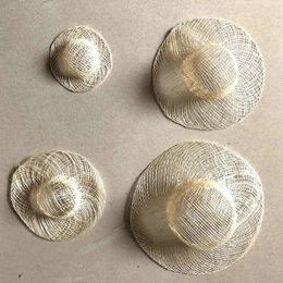 Berets 12pcs /Set Mini Abaca Yarn Straw Hats Doll Play Dressing Gift Jewellery Kids Toy Pretend Ornament Summer Hat Beach Cap