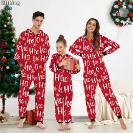 Merry Christmas Elk Print Family Christmas Pajamas Set Parent-Child Matching Outfits Casual Sleepwear Xmas Gift Year Clothes 240322