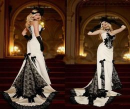Victoria Vintage Gothic Black and White Plus Size Mermaid Wedding Dresses Cheap Sweetheart Floor Length Satin Bow Wedding Bridal G1967319