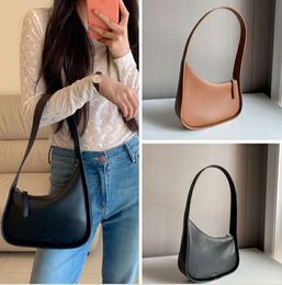 The Row Half Moon Bag Axillary Handbag Smooth Leather Luxury Women Designer Bags Flat Shoulder Strap Curved Zipper Closure Clutch Tote Fashion Underarm Purse645