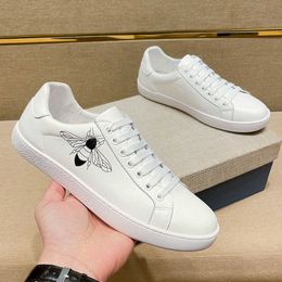 Little Fu Bee White Shoes Spring and Autumn Mens Board High Edition Leather Casual Quality Kuqi 4RCE