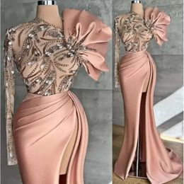 One Shoulder Elegant Long Sleeve Mermaid Prom Dresses Sexy Front Split Sweep Train Blush Pink Crystal Beads Formal Evening Ocn Gowns Robe De Soiree